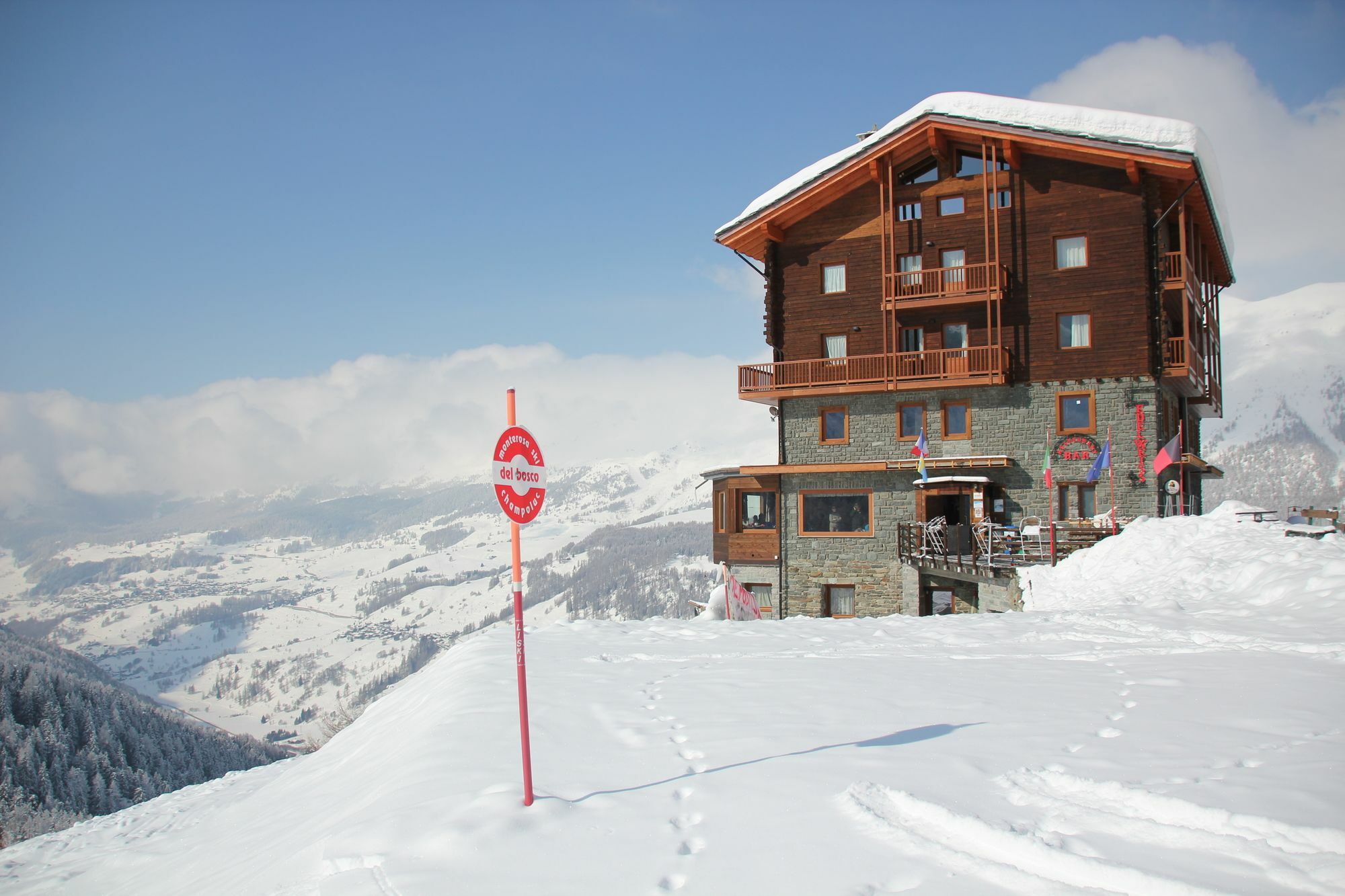 Maison Fosson Aparthotel Champoluc Exteriör bild